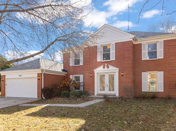 2647 Longview Dr, Lisle, IL 60532