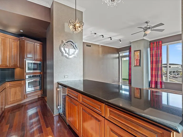360 E Desert Inn Rd #403 — Photo 15