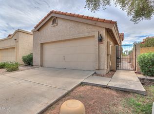 2337 W SHAWNEE Drive, Chandler, AZ 85224