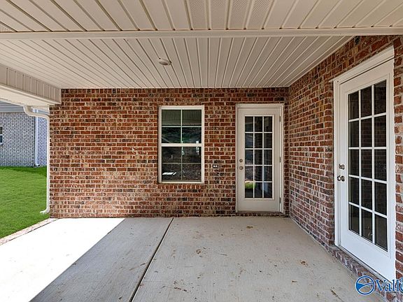 3rd image of 6108 Feather Way SE