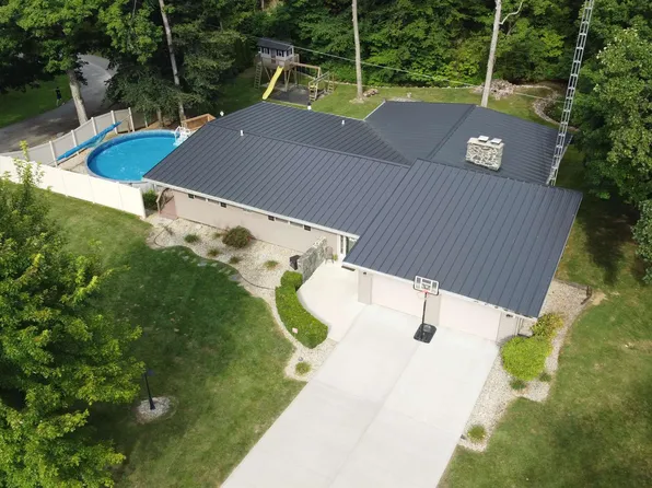 356 N Dorsett Dr, Connersville, IN 47331