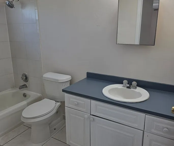 245 Meadow Rd — Photo 11