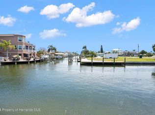 6440 Boatyard Dr, Hudson, FL 34667