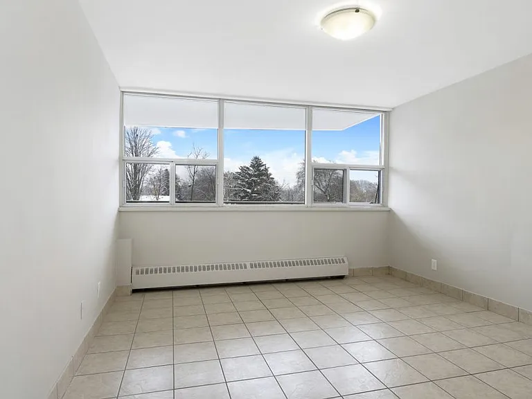 30 Speers Rd — Photo 9
