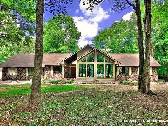 2nd image of 4965 Sherman Wood Dr