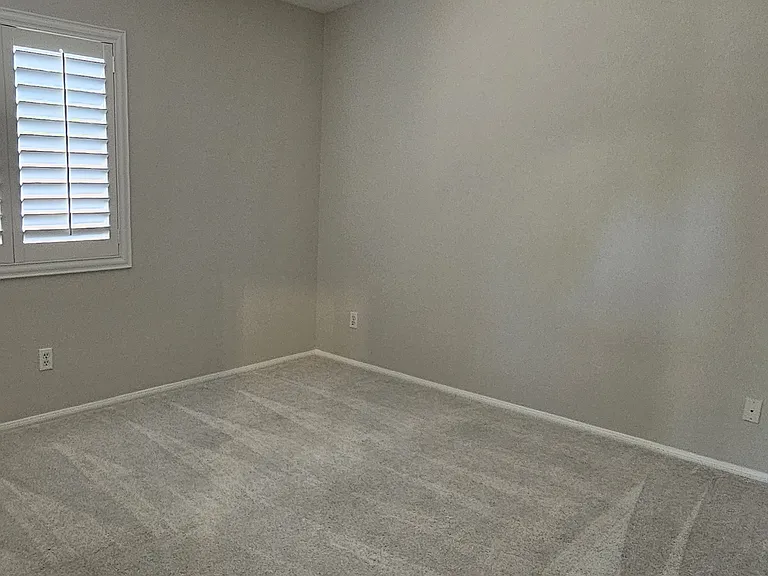 477 Annotto Bay St — Photo 20