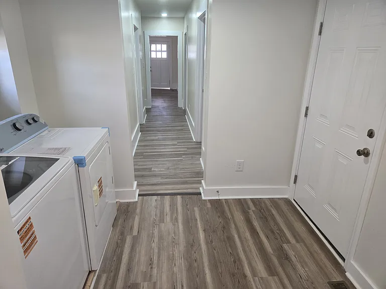 605 Valdese Ave #100 — Photo 10