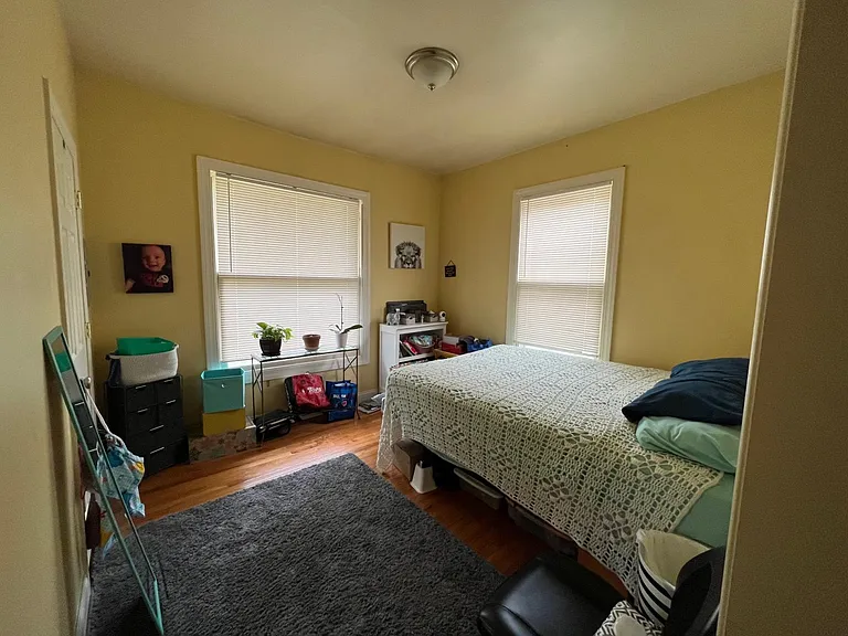 47 Vick Park #4 — Photo 4