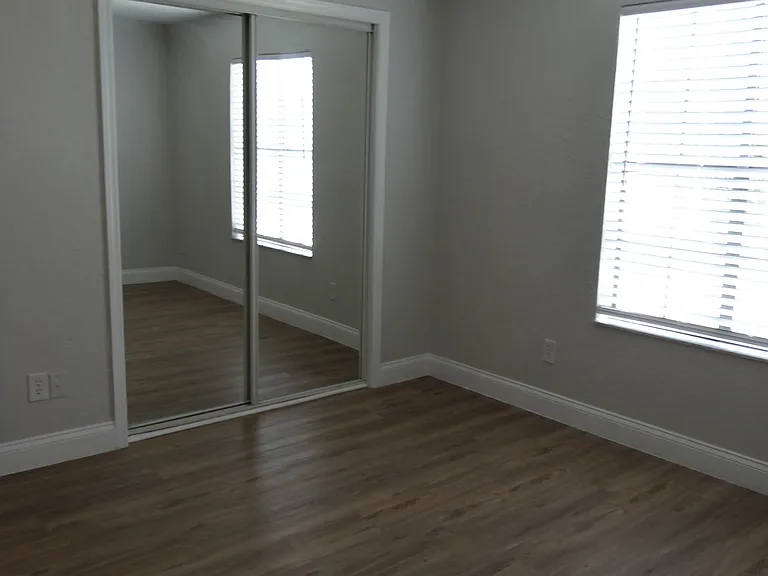 4002 Brigadoon Cir — Photo 33