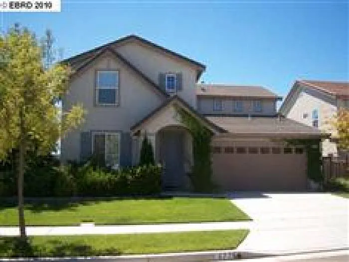 4775 Mammouth Ln photo 1