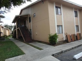 6031 10th Ave N APT 217, Greenacres, FL 33463