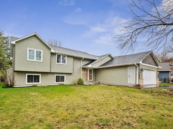 4074 W 145th St, Savage, MN 55378