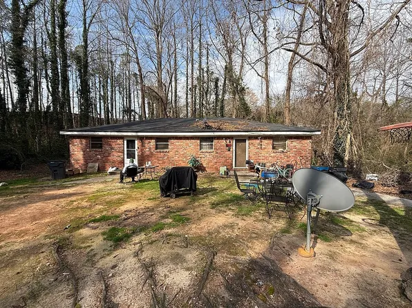2995 Palm Dr, East Pt, GA 30344
