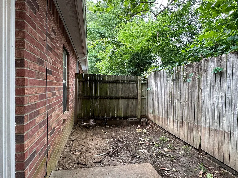 17308 FM 2493 — Photo 18