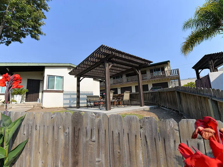 301 Avenida Del Mar — Photo 21