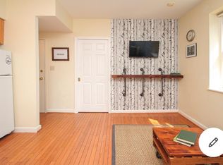 242 S 17th St APT 3, Philadelphia, PA 19103