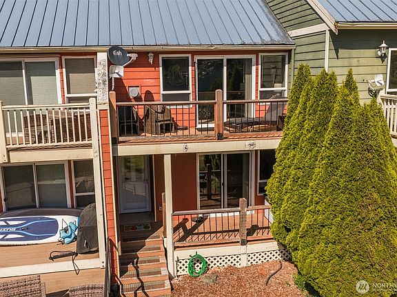 4th image of 331 Maple Grove Road #2