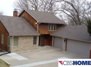8710 Oakdale Rd, Plattsmouth, NE 68048