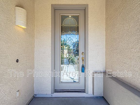 4th image of 2844 E Birchwood Pl