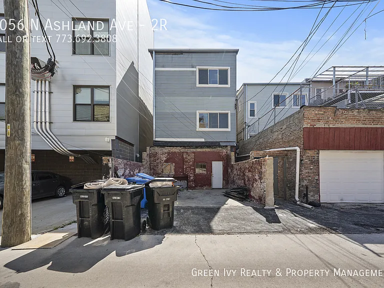1056 N Ashland Ave #2R — Photo 15
