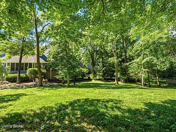4th image of 1502 Cowdrey Park Ln