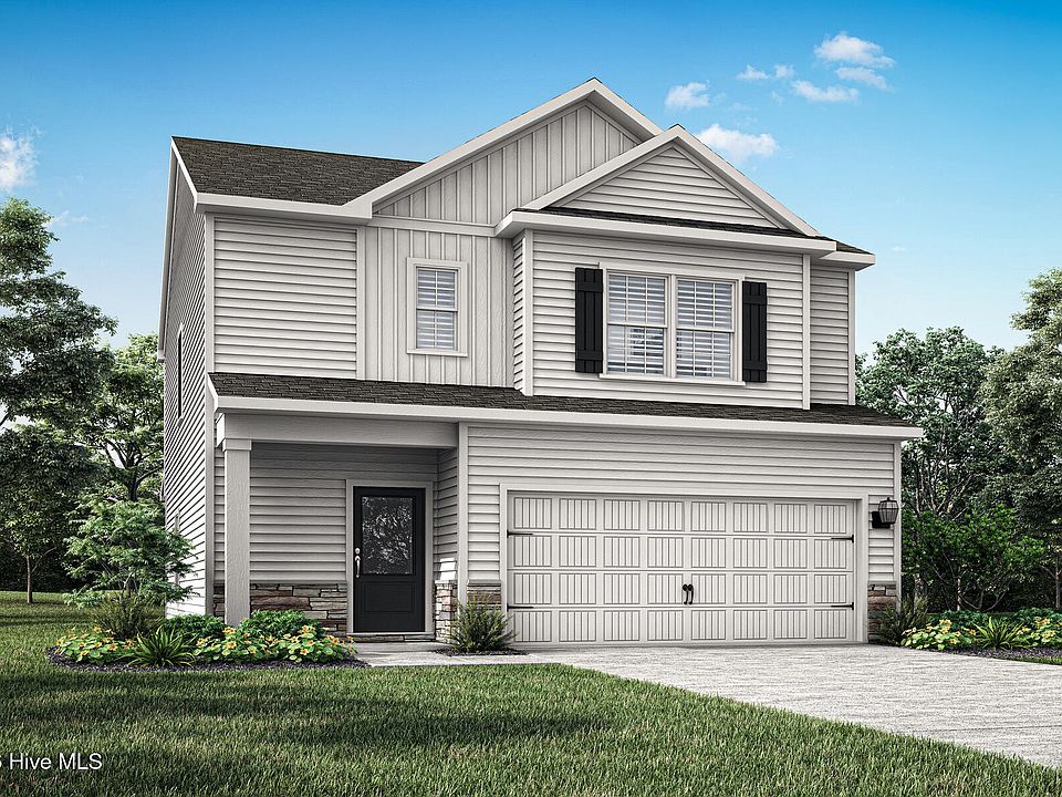 1st image of 141 Commons View Drive