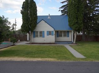 245 N Quincy Ave, Hines, OR 97738