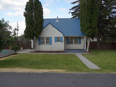 245 N Quincy Ave, Hines, OR, 97738