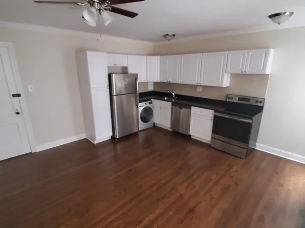 (undisclosed Address), Chicago, IL 60657