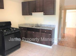 610 E 71st St #2, Chicago, IL 60619
