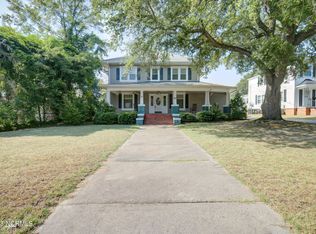 514 Entwistle St, Hamlet, NC 28345