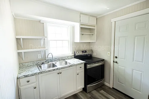 207 Napier St #6 Photo 1