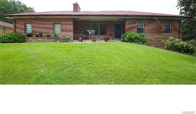 1st image of 18 Coverly Ln