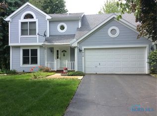 7014 Oakshade Rd, Sylvania, OH 43560