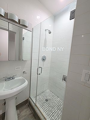 5th image of 200 W 58th St #C4