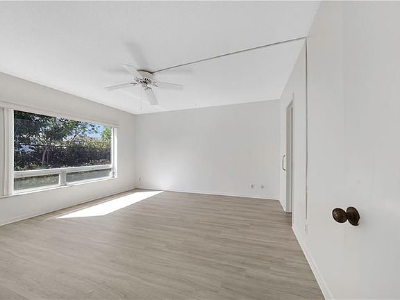 3rd image of 4291 NW 9th Ave APT 104