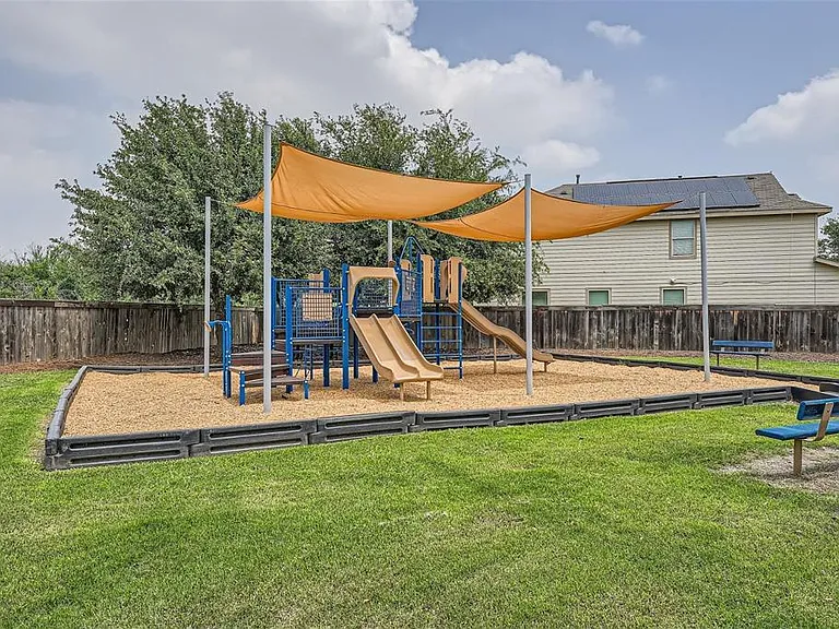 7013 Tonka Ln — Photo 21