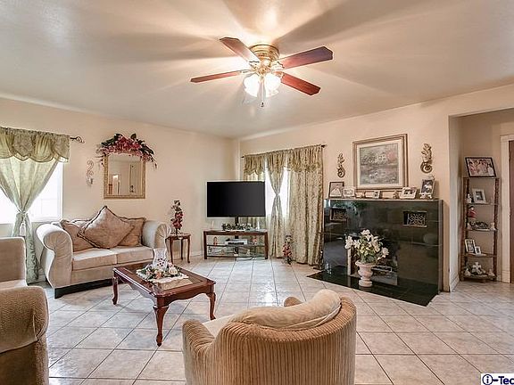 5th image of 8404 Cottonwood Ave