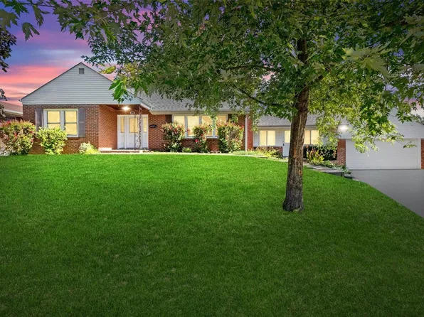 9235 Wabaday Ave, Saint Louis, MO 63114