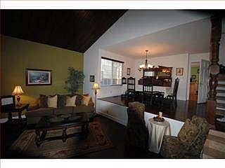 4th image of 472 Curie Dr