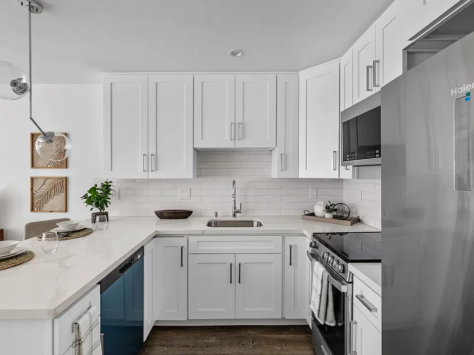 studio kitchen