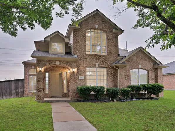139 Glacier Ln, Cedar Hill, TX 75104