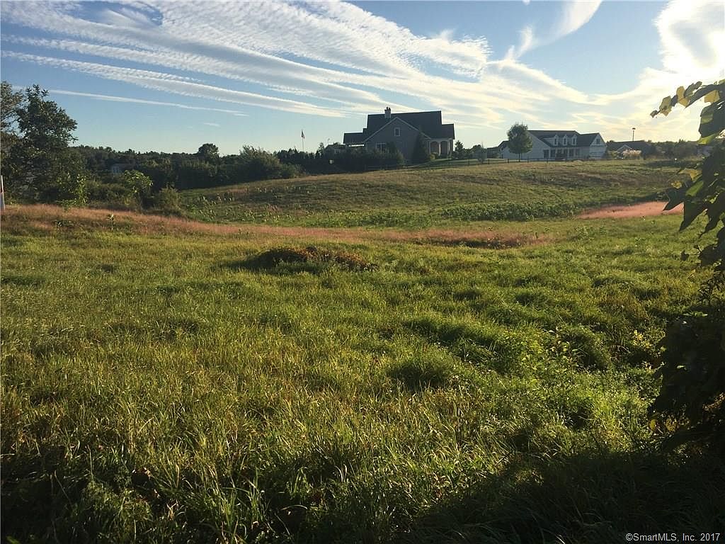 240 Gardner St, Manchester, CT 06040 Zillow