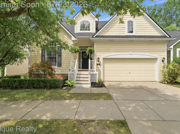 43144 Emerson Way, Novi, MI 48377
