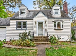 311 Ashwood Ave, Kenilworth, NJ 07033