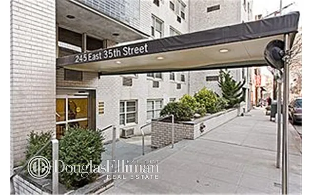 Rented by Douglas Elliman | media 25
