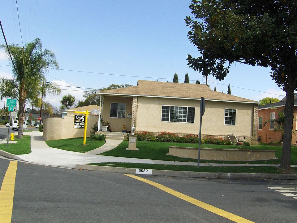 Corner lot
