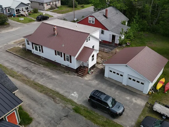 180 Bowdoin Street, Millinocket, ME 04462