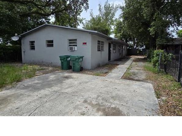 940 NW 80th St
