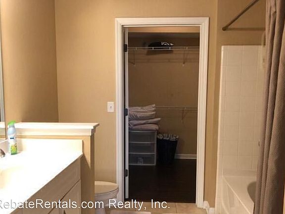 3rd image of 10435 Midtown Pkwy #236